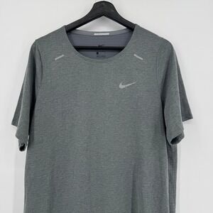 Nike Running Dri Fit Mens Large Gray Short Sleeve Athletic T-Shirt